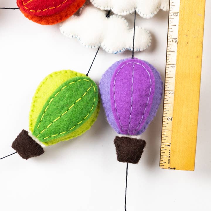 The Winding Road – Großhandel Wimpel/Girlande – Girlande - Filz-Heißluftballon3