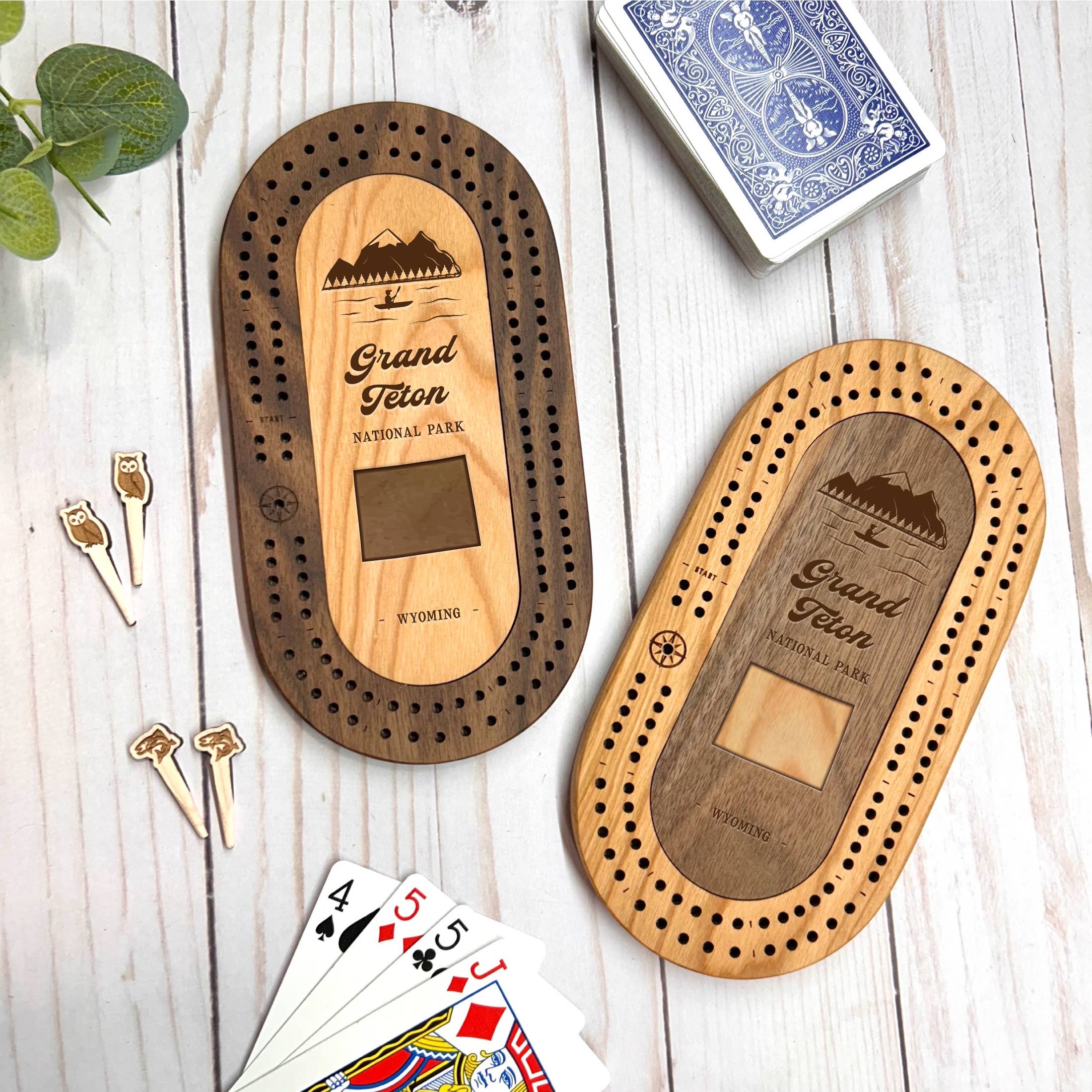 Cast & Carve - Wholesale Board Game - National Parks Travel Cribbage Set with Custom Pegs6