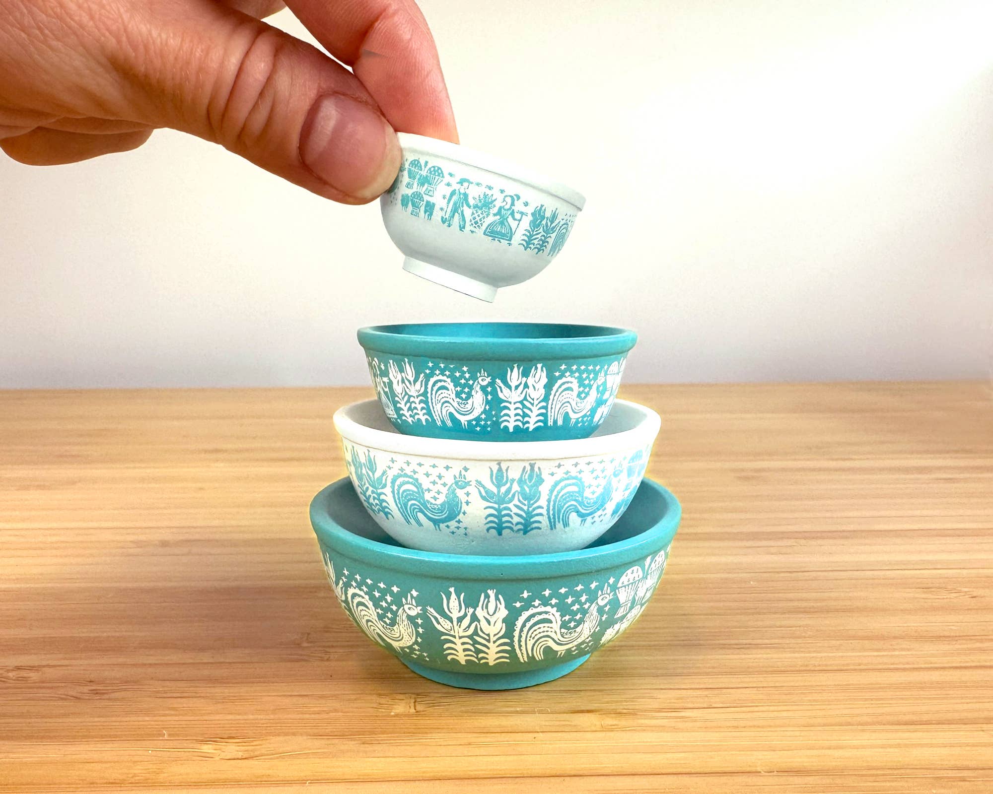 Twinkltoast - Wholesale Decorative Plate/Dish/Bowl - Mini Pyrex-Inspired Mixing Bowls – Retro Stackable Set6