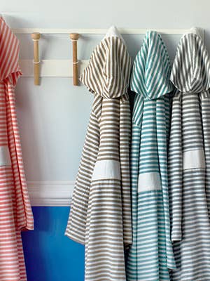 Pure Fiber - Wholesale Robe – Women's - Seaside Serenity Robe – Organic Cotton Hooded Fit5