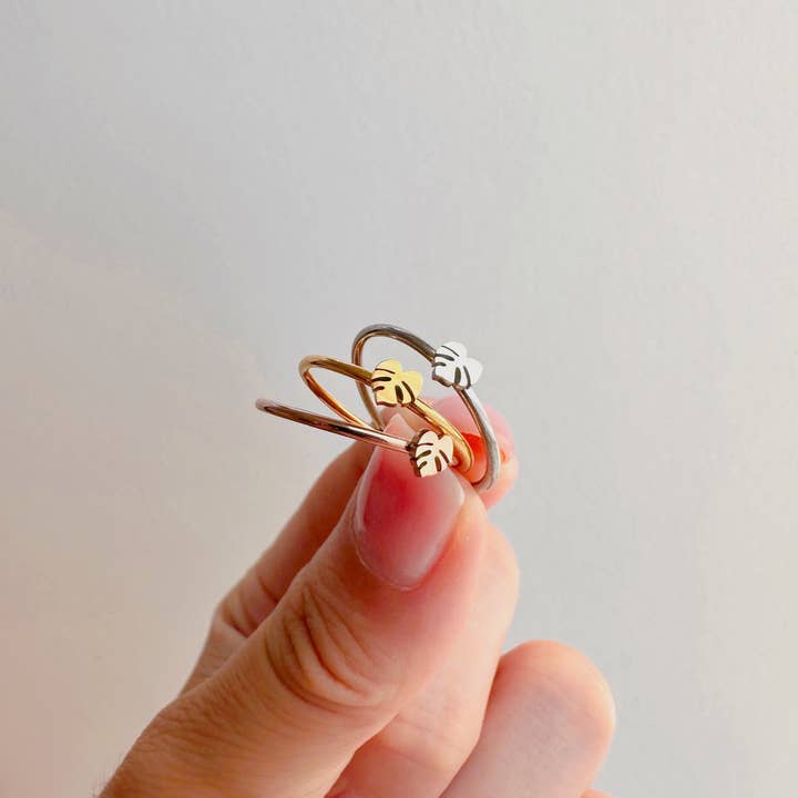 Dainty Little Tiny Things - Wholesale Band/Stacked Ring - Tiny Monstera Deliciosa Plant Ring | Hypoallergenic