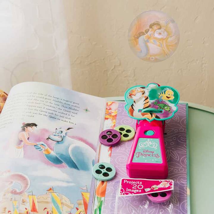 Simon & Schuster - Wholesale Book - Kids - Disney Princess: Movie Theater Storybook & Movie Projector by Brandi Dougherty