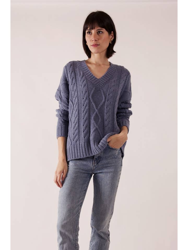 JULIA PARIS - Wholesale Knit Sweater - Women's - Oversized twisted knit V-neck sweater in wool blend7