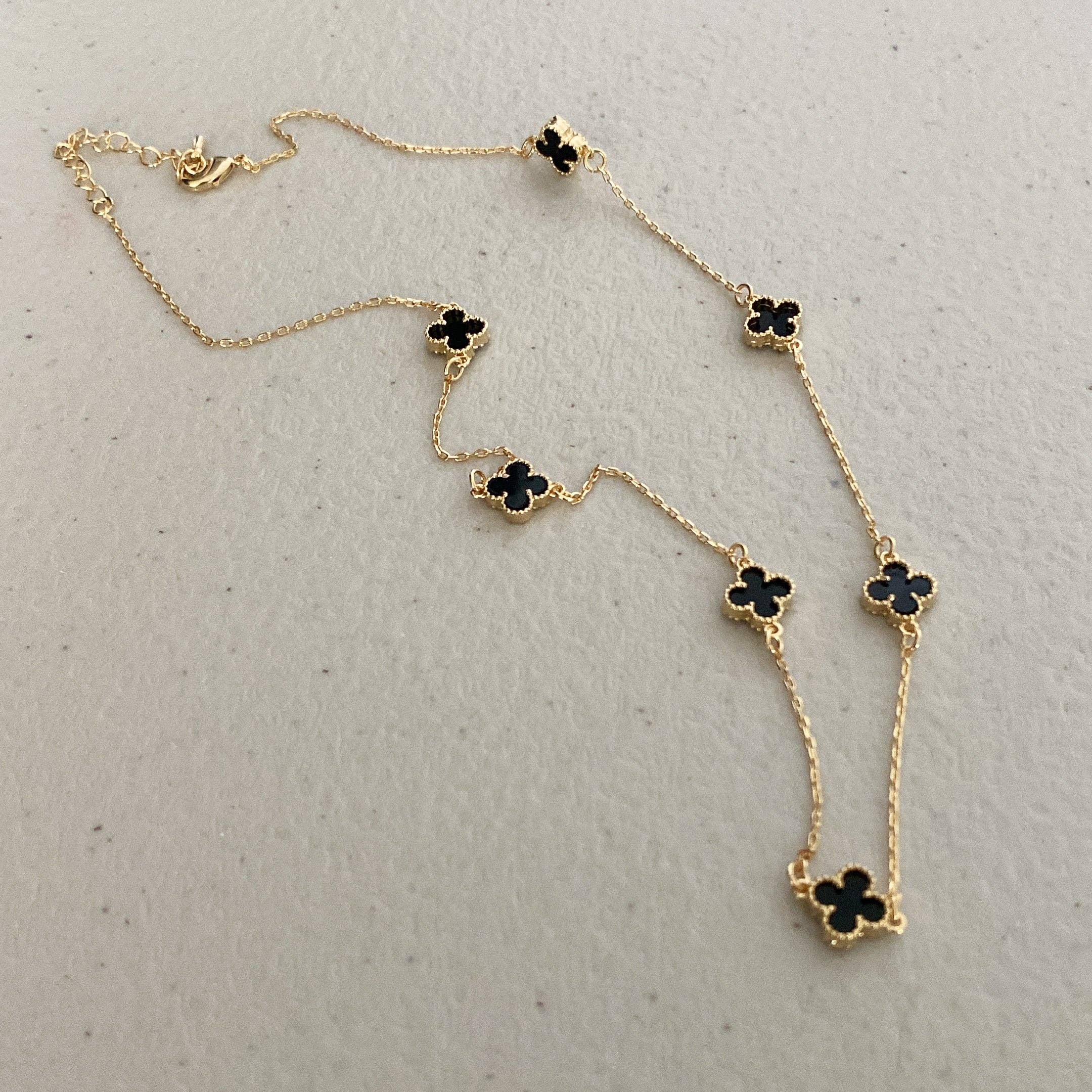 musthavemustget - Wholesale Pendant/Charm Necklace - Classic Clover Necklace9