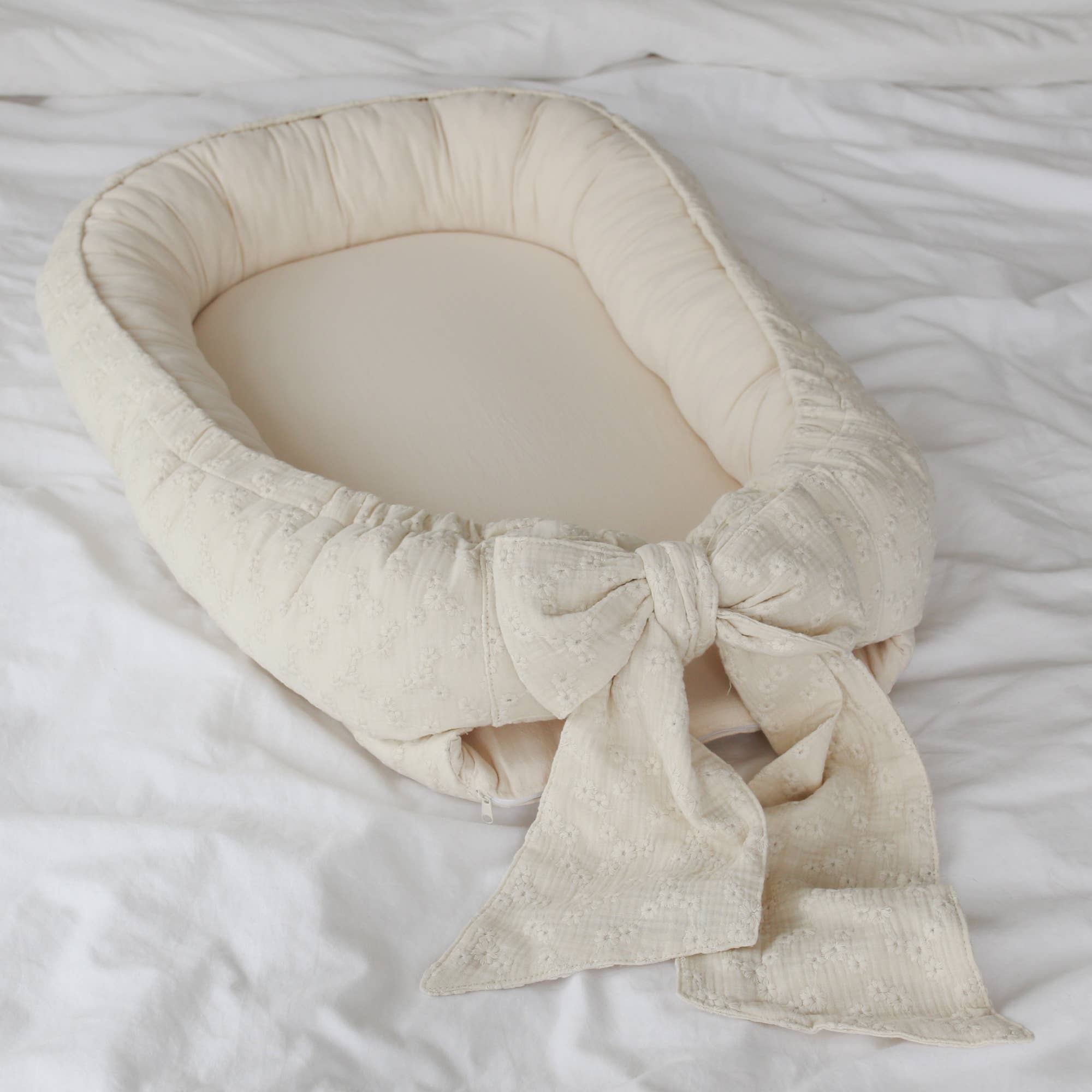 Babyly - Venta al por mayor Moisés - Bebés - Babyly - babynest bordado con lazo - beige claro8