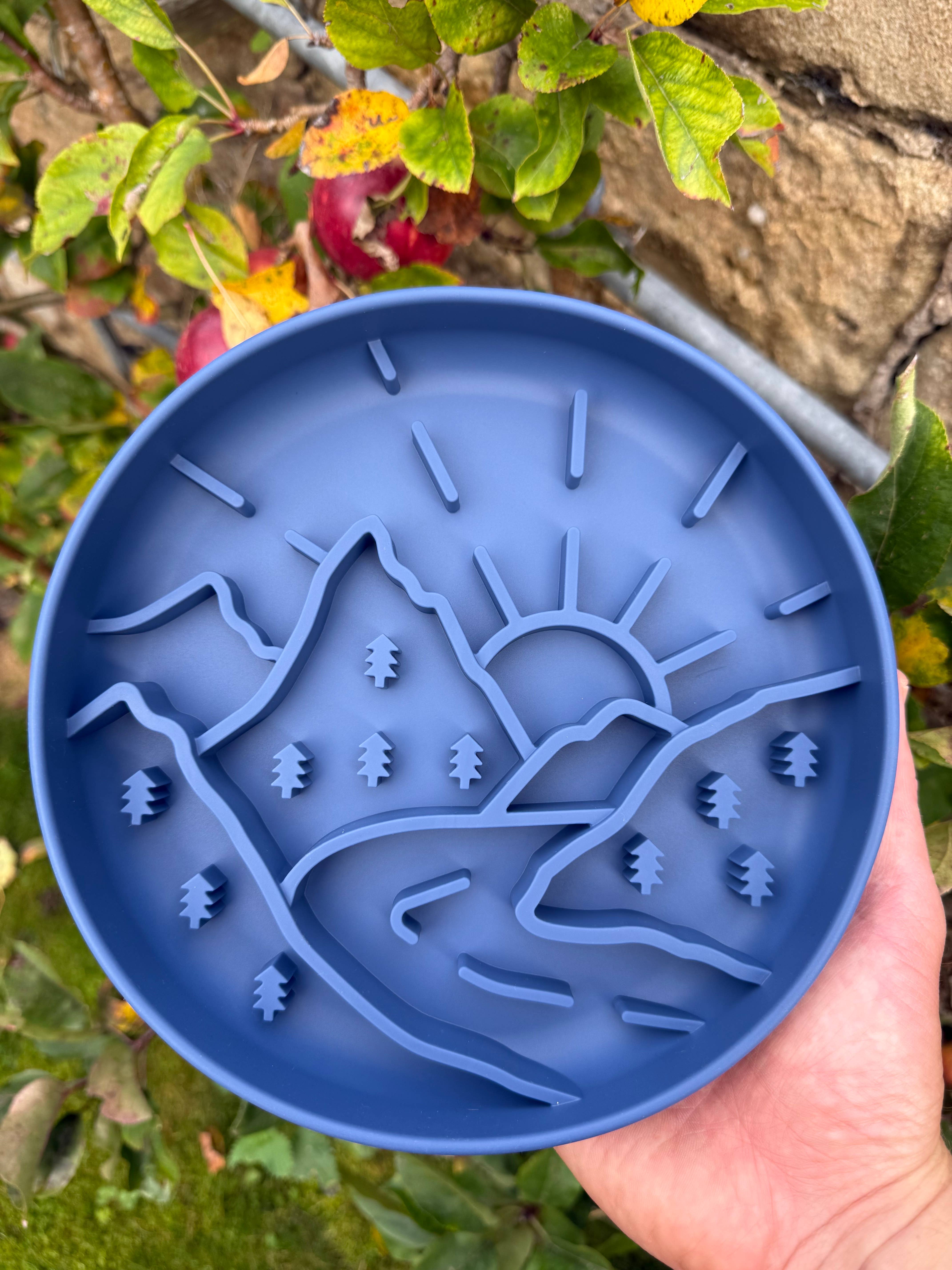 Bodhi & The Birchtree – wholesale Pet bowl – Dog – Mountain Encirhment Bowl Midnight1