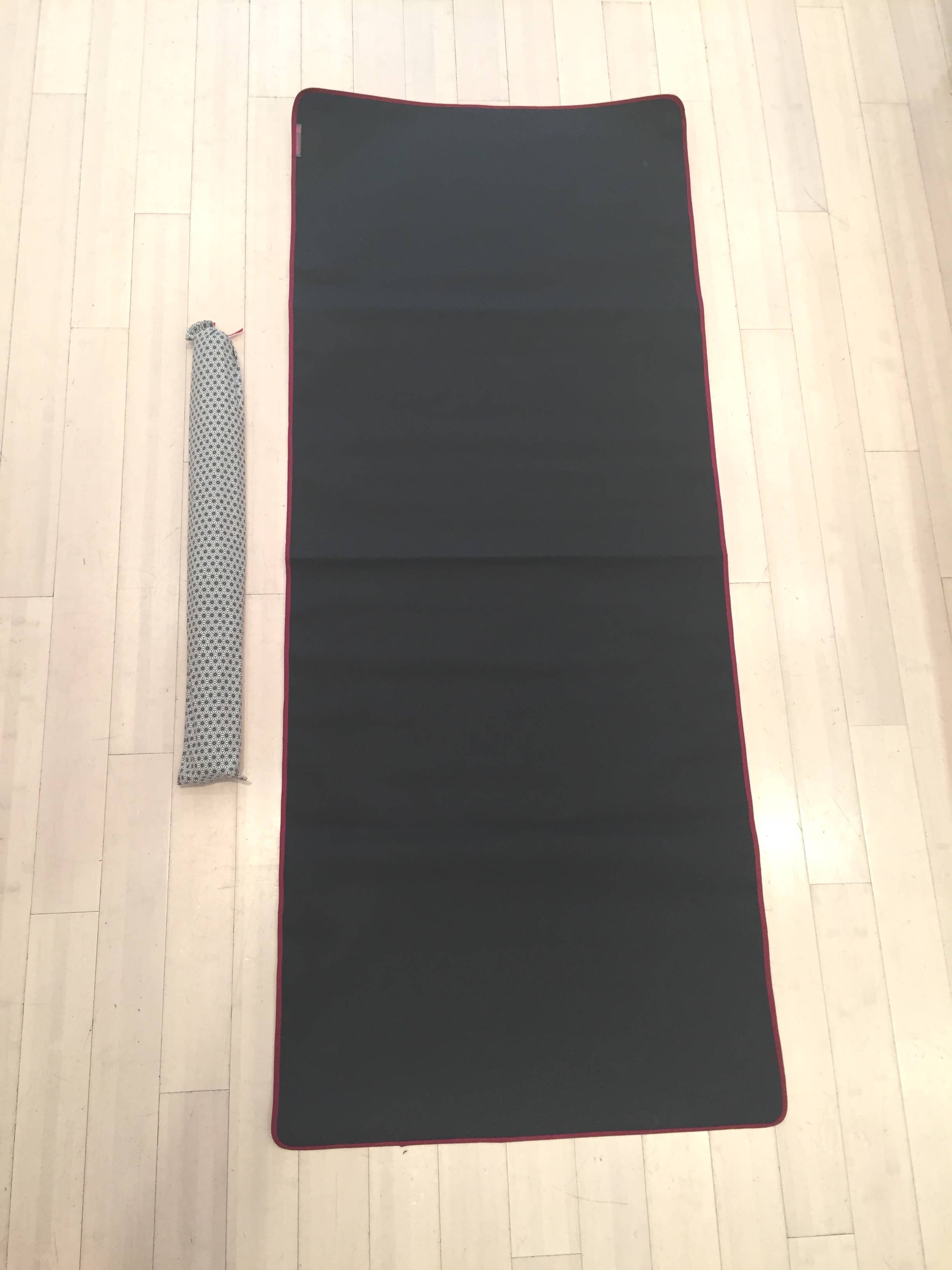 Shungite.fr - Wholesale Yoga Mat - SHUNGITEX® FABRIC MAT3