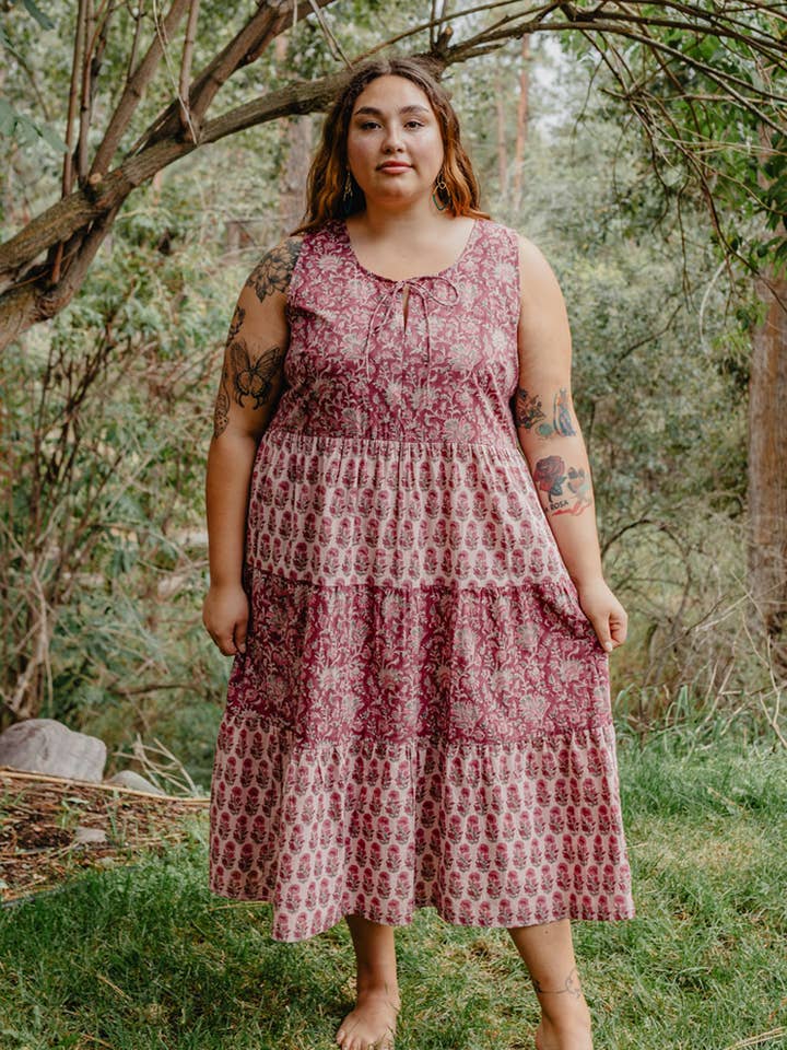 Thais Tiered Sleeveless Plus Size Dress Magenta Vine Floral for wholesale by Mata Traders