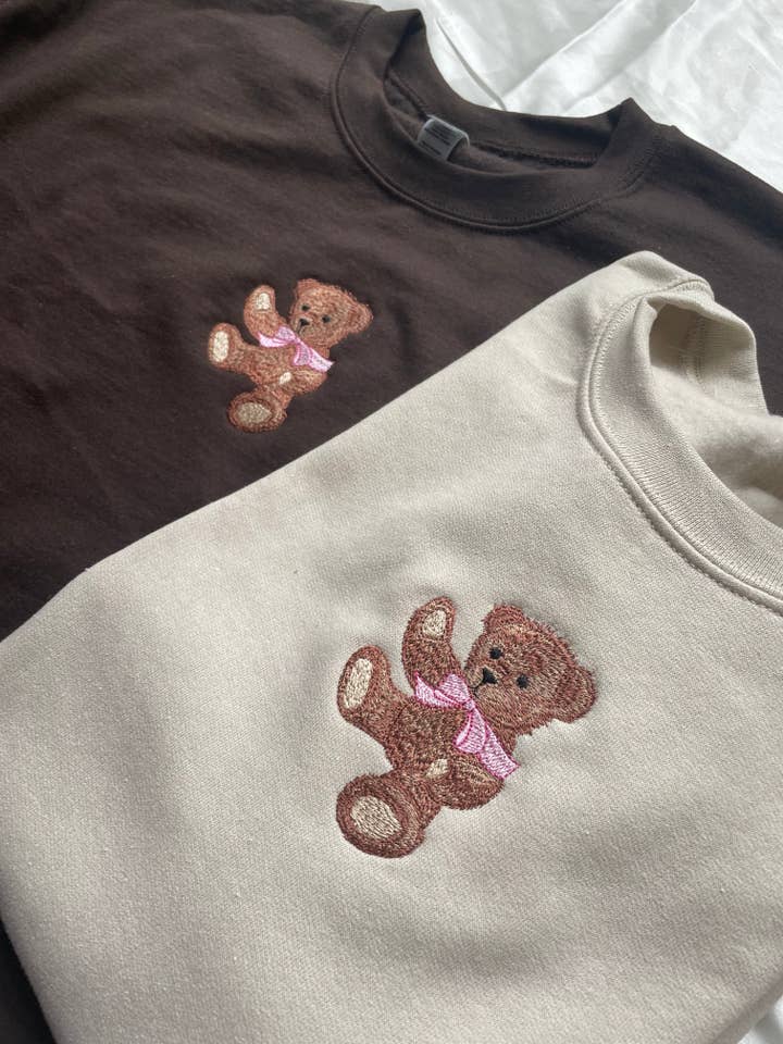 Molly Louise Shop - Wholesale Sweatshirt - Women's - Teddy Bear Embroidered Sweatshirt