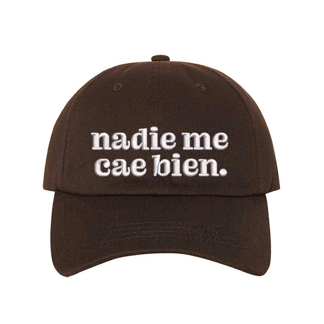DSY Lifestyle - Wholesale Baseball Cap - Women's - Nadie Me Cae Bien Embroidered Baseball Hat3