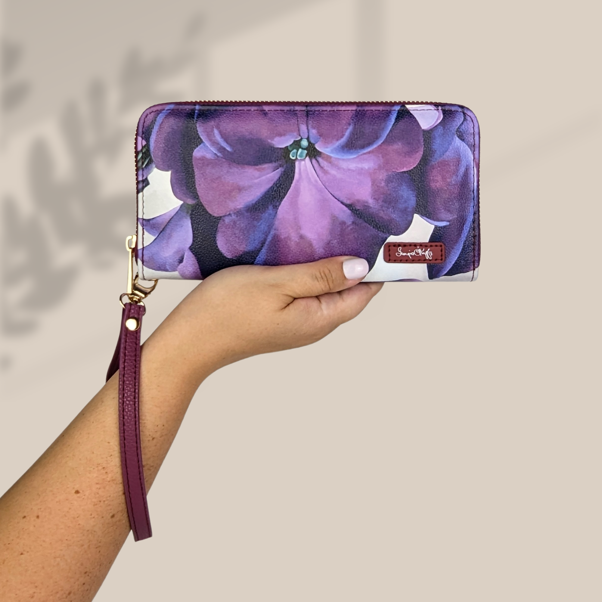 Monarque - Vendita all'ingrosso Portafogli - Donna - Portafoglio da polso floreale Petunia viola-Clutch fiore O'Keeffe1