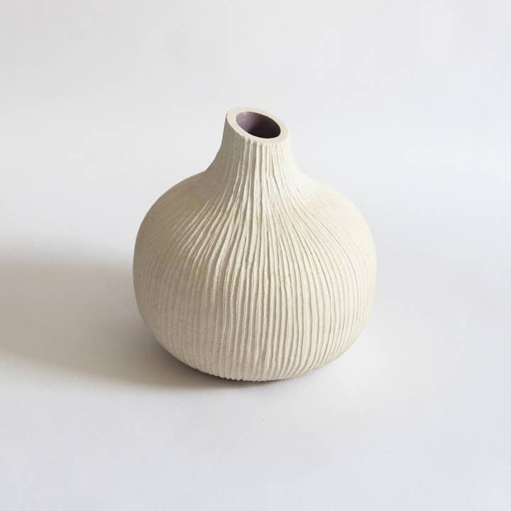 Ceramic bulb - wisteria - vase for wholesale by Elena Milani Arti visive e Design