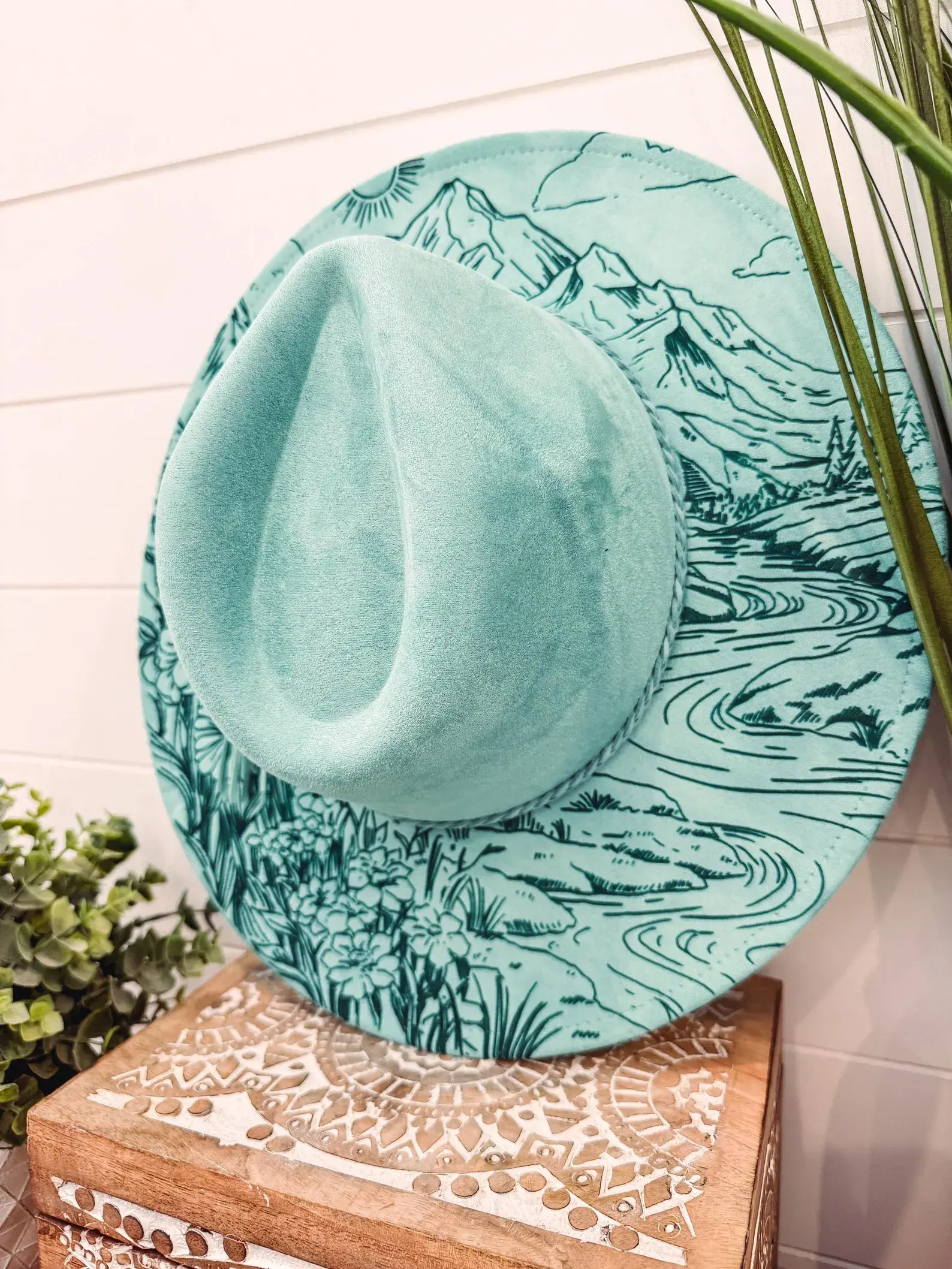 Willie & Dolly Designs - Wholesale Fedora - Women's - Engraved Floral Mountain Hat2