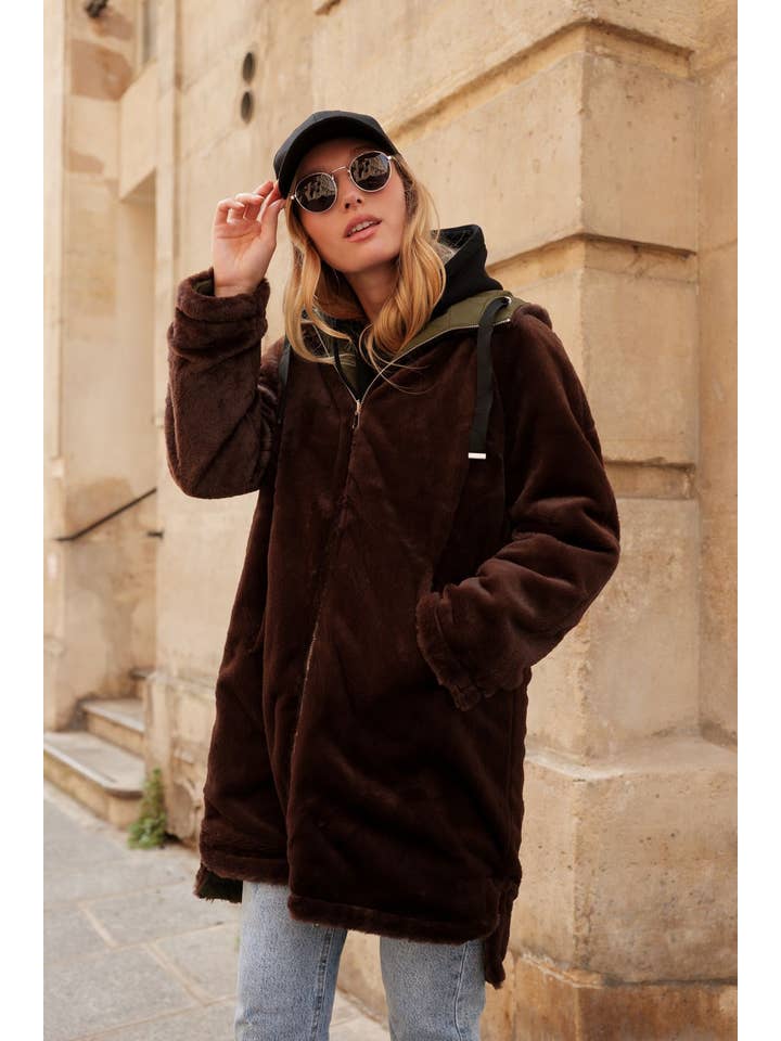 Attrait Paris - Wholesale Parka - Women's - Long hooded parka, reversible fur (Copy)4