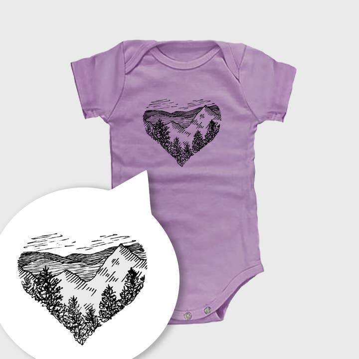 Body pour bébé en coton biologique Mountain Love pour la vente par Sherpa Ant