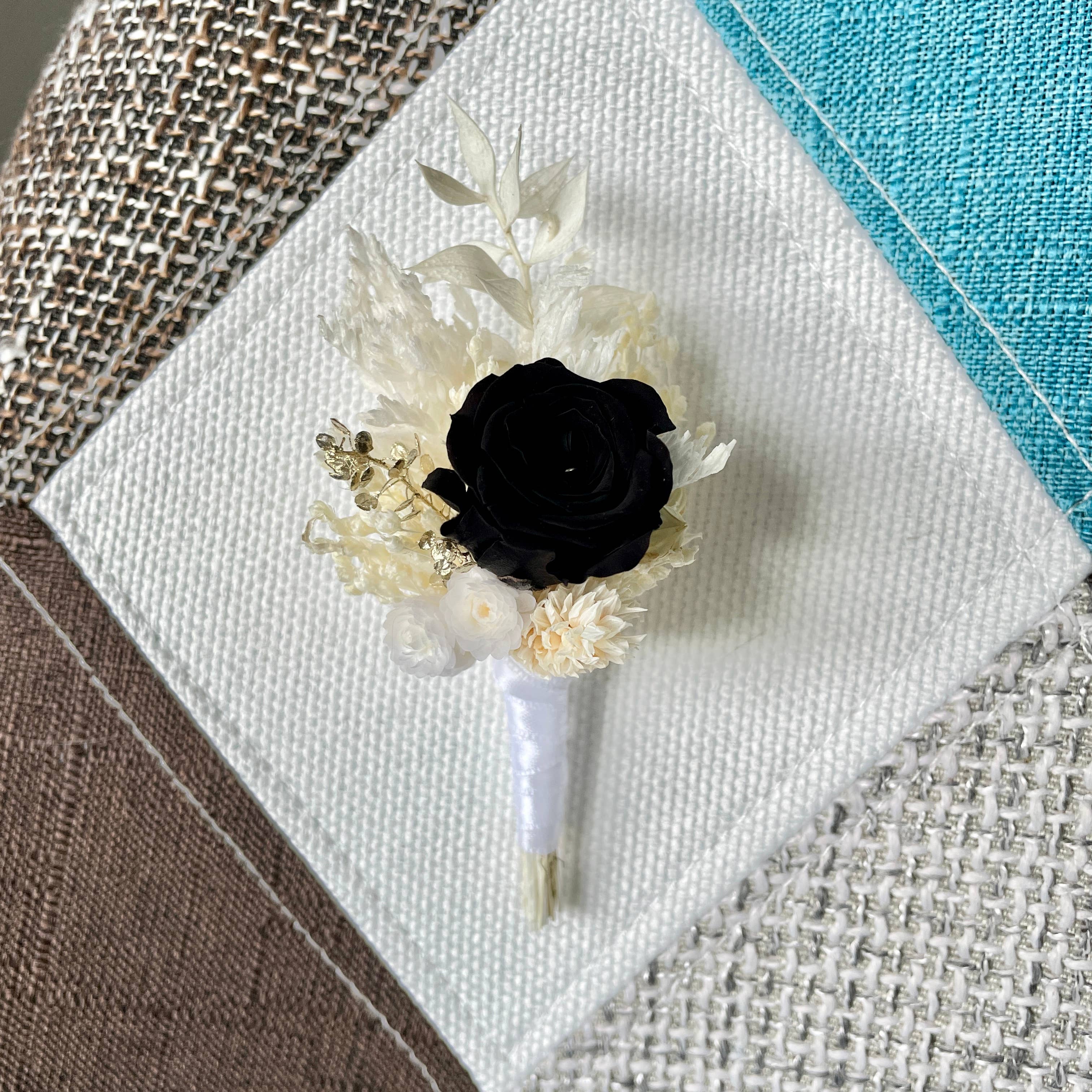 Chaton Et Monsieur Ours - Wholesale Dried/Pressed Flowers - BOUTONNIERES Dried and preserved flowers2