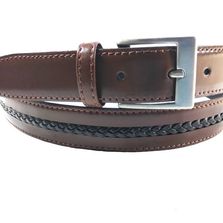 HANDGEMAAKTE LEREN RIEM MET VLECHT IN HET MIDDEN VAN 3 CM BREED voor wholesale door Creaciones Corpas