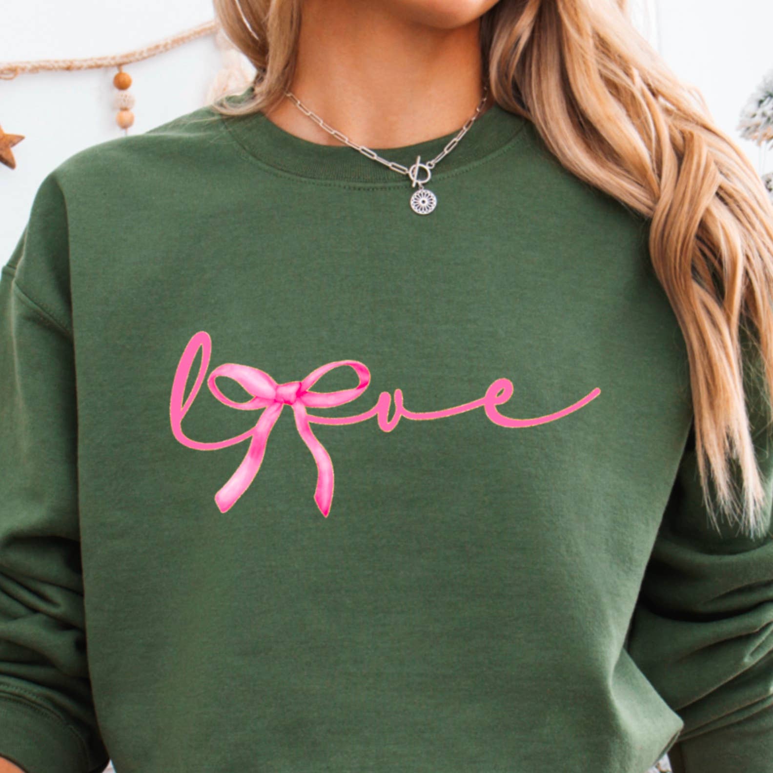 Shoppe SHC – Engroshandel Grafisk Sweatshirt - Dame – Elsk Coquette Sløjfe Sweatshirt | Skærmtrykt Sweatshirt15