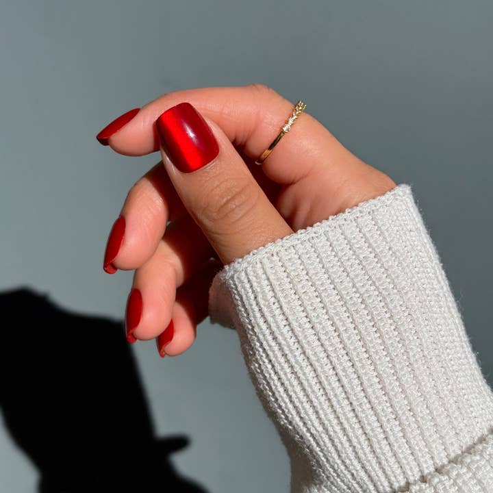 LUXXI - Wholesale Press-On/Fake Nails - Scarlet Nails2