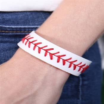 Wholesale Rubber Baseball Bracelets & Baseball Silicone Wristbands