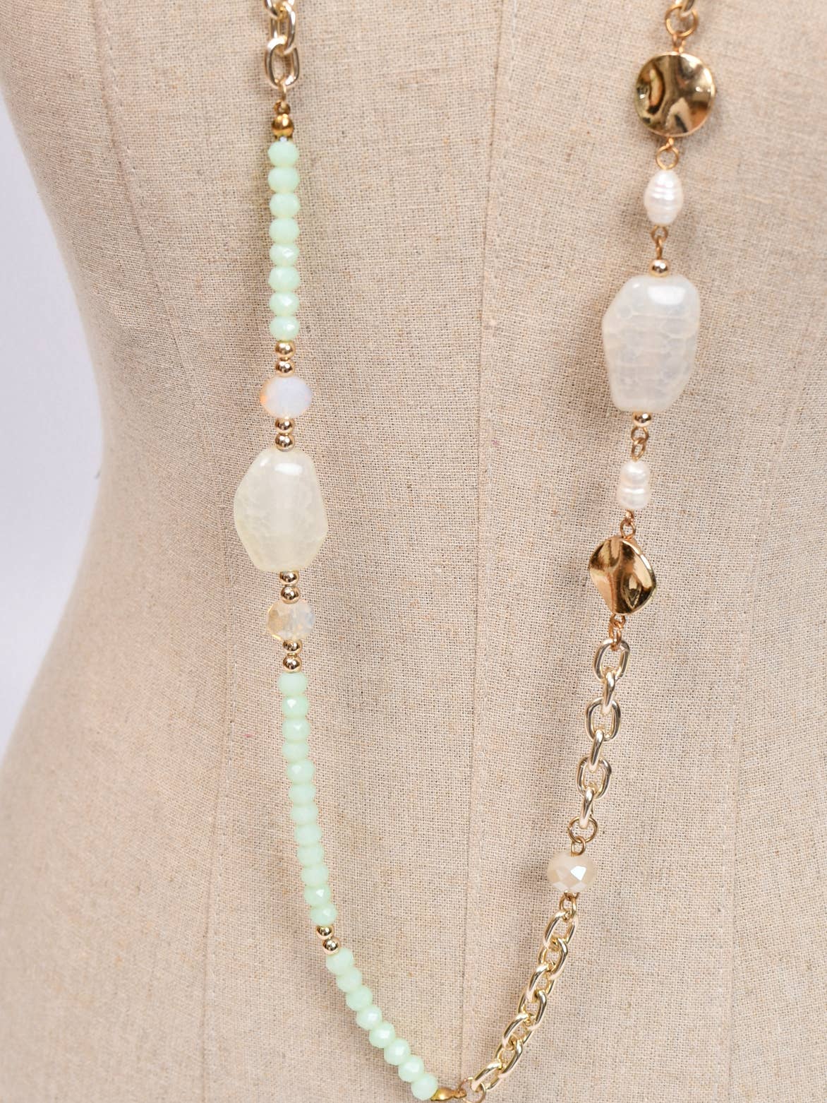 GREEN Long necklace with crystal beads 0162 for wholesale on Faire1