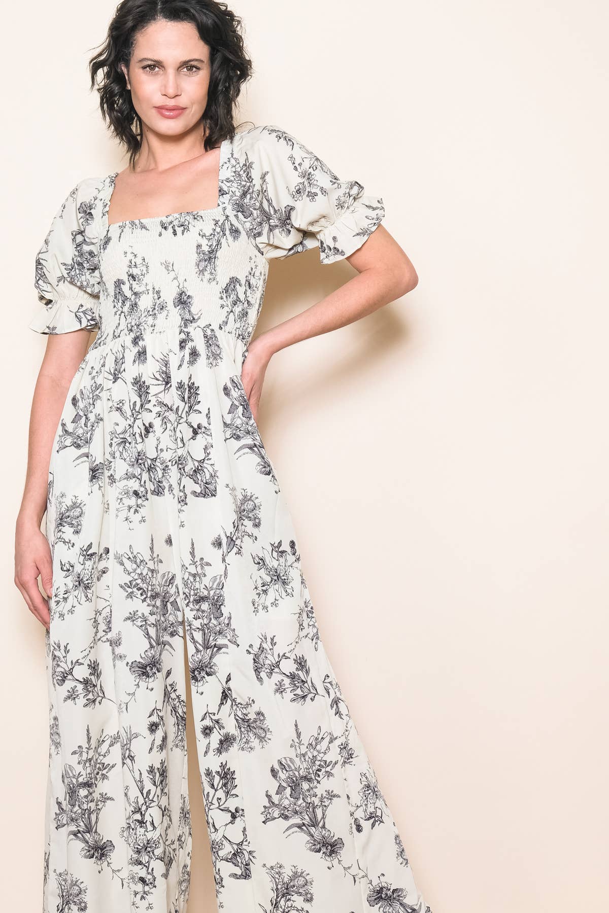 Elloh Collection - Wholesale Jumpsuit - Women's - Square Neck Puff Sleeve Wide Leg Antique Floral Jumper 5