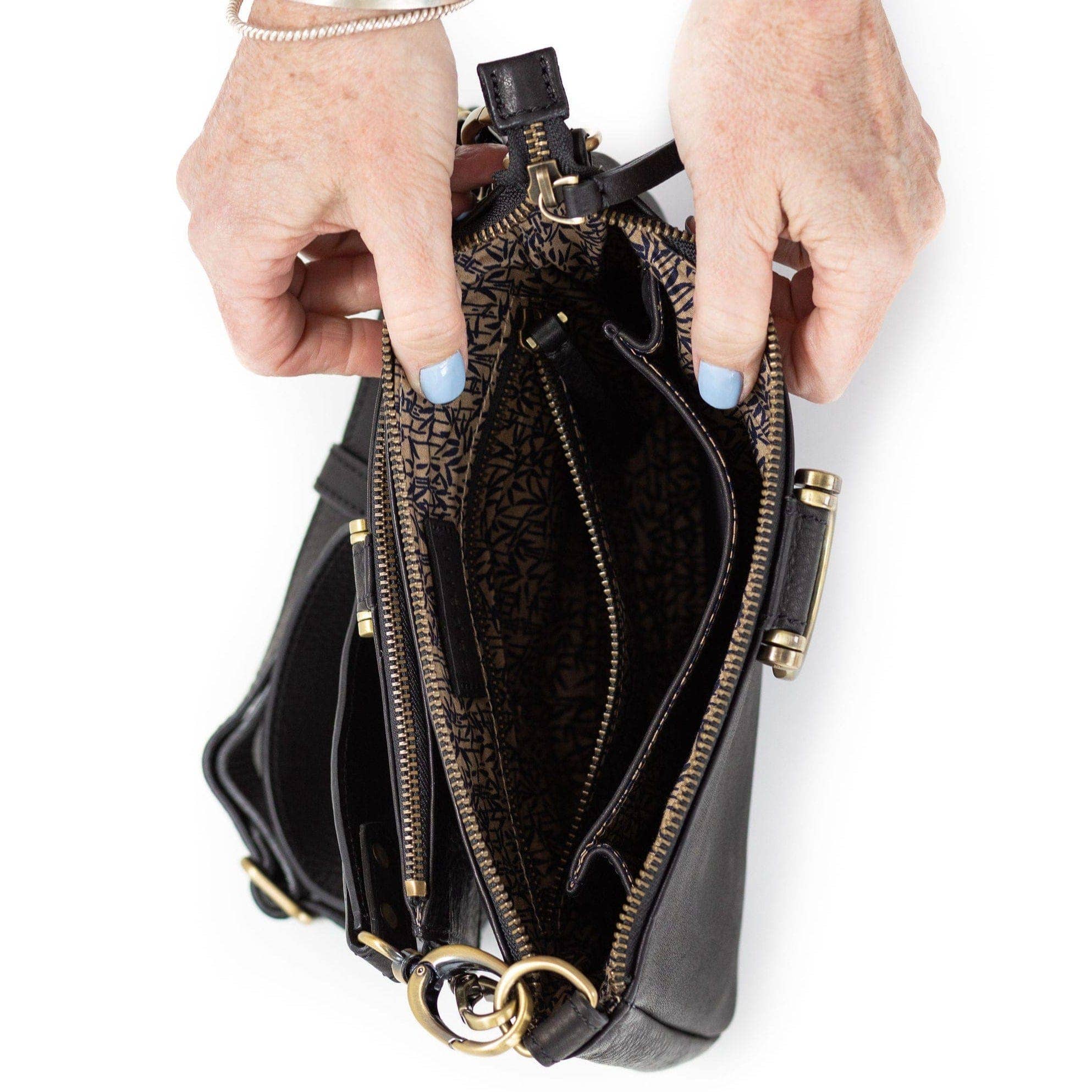 Sapahn - Wholesale Crossbody Bag - Women's - AE Crossbody Wristlet Wallet107