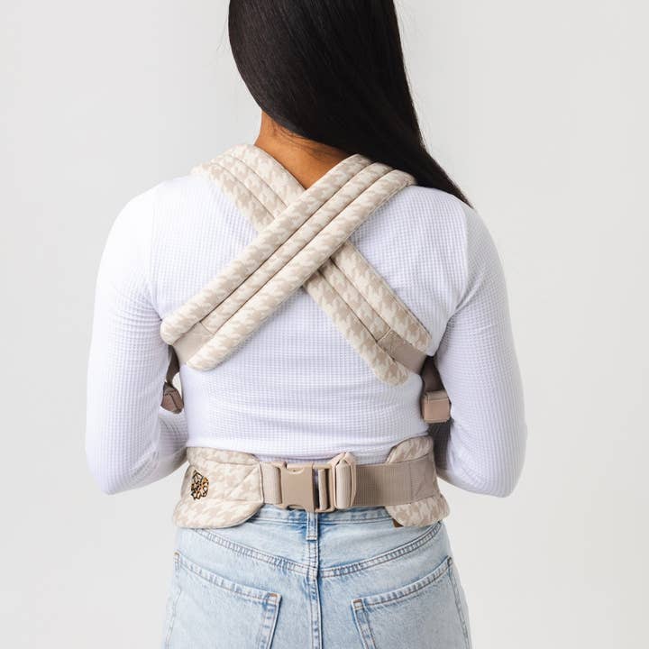 Mabē Baby Carriers – wholesale Baby carrier – The Monarch Carrier - Houndstooth5