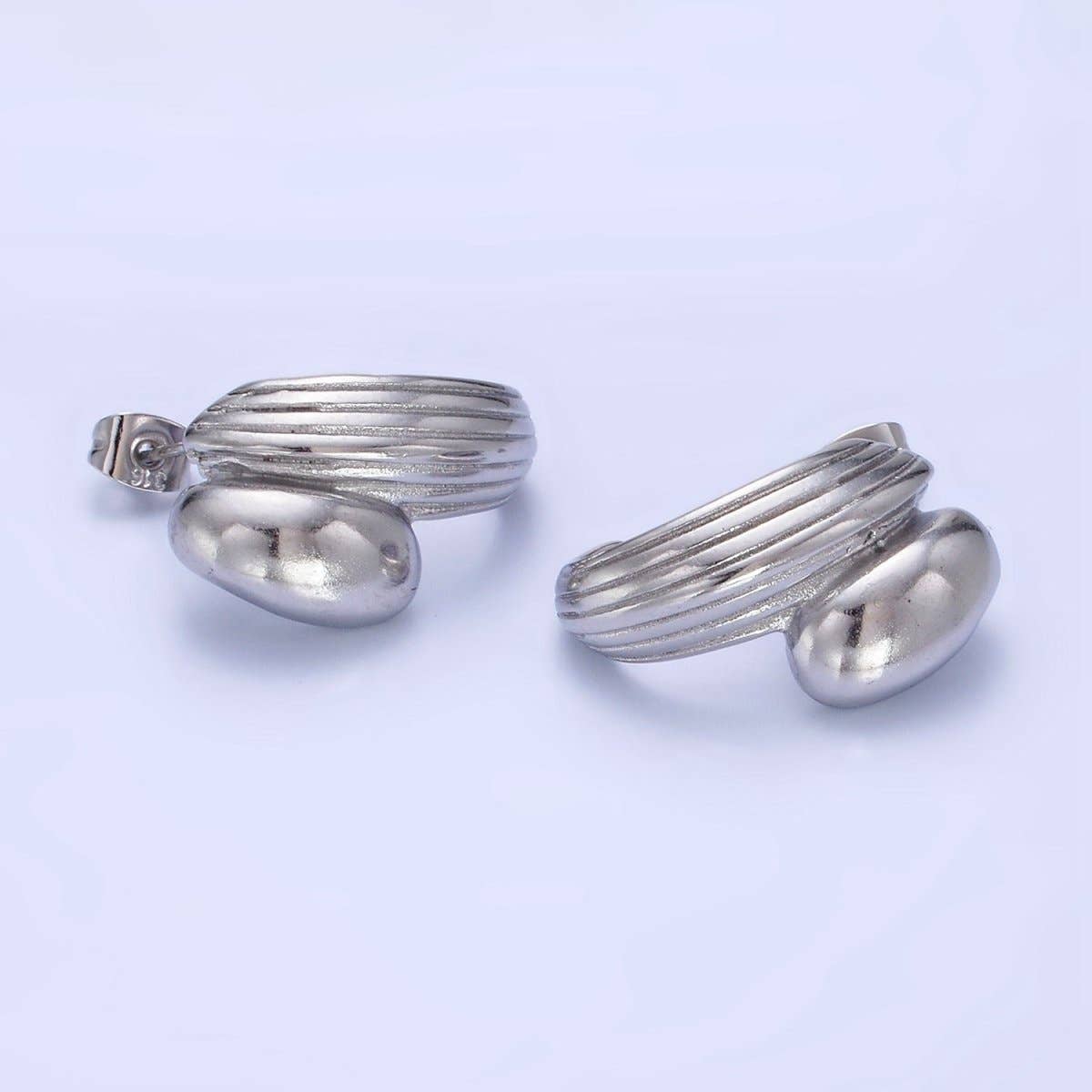 Aim Eternal - Vendita all'ingrosso Orecchini a cerchio - Orecchini a forma di C in acciaio inossidabile 24mm con doppia linea fusa in oro e argento | P028 P0291