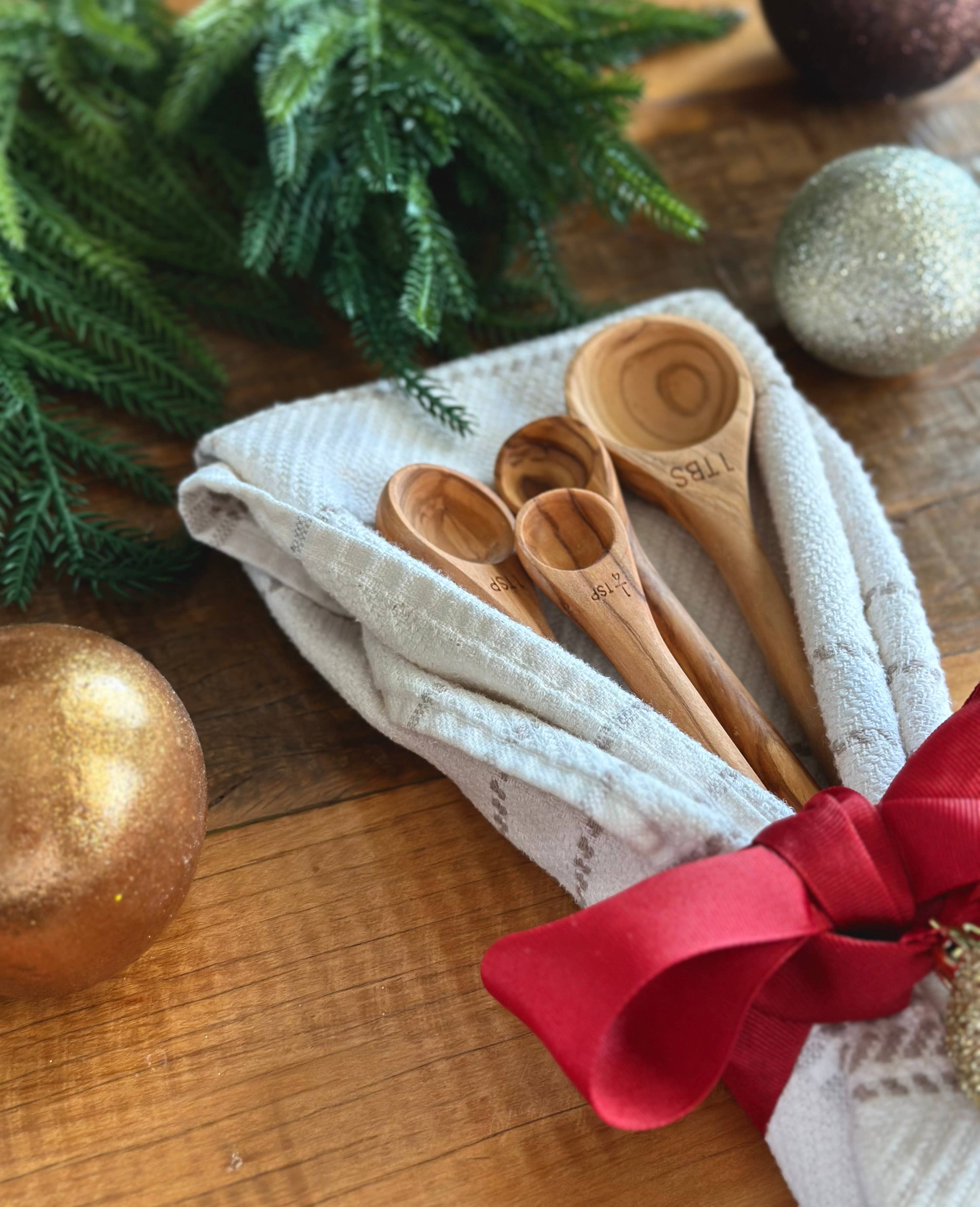 Salt & York - Wholesale Measuring Spoon - Handcrafted Olive Wood Long Handle Measuring Spoons Set6
