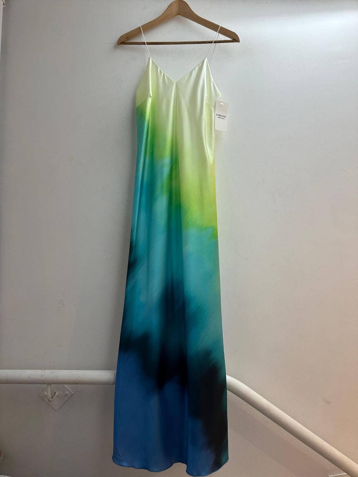 LORIANE - Wholesale Dress - Women's - 10299 Sleeveless printed satin long dress0