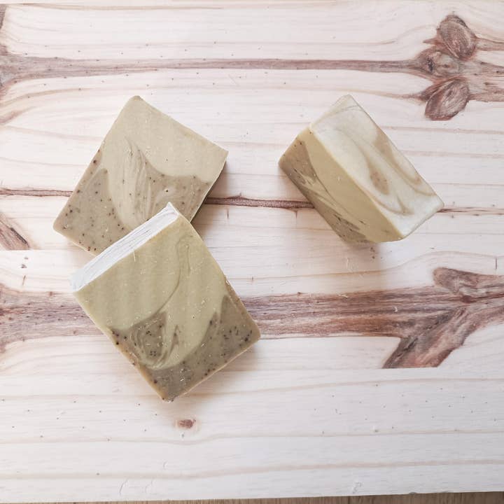 Les bulles de Nan's - Wholesale Bar Soap - Exfoliating soap with coffee and lemon litsee4