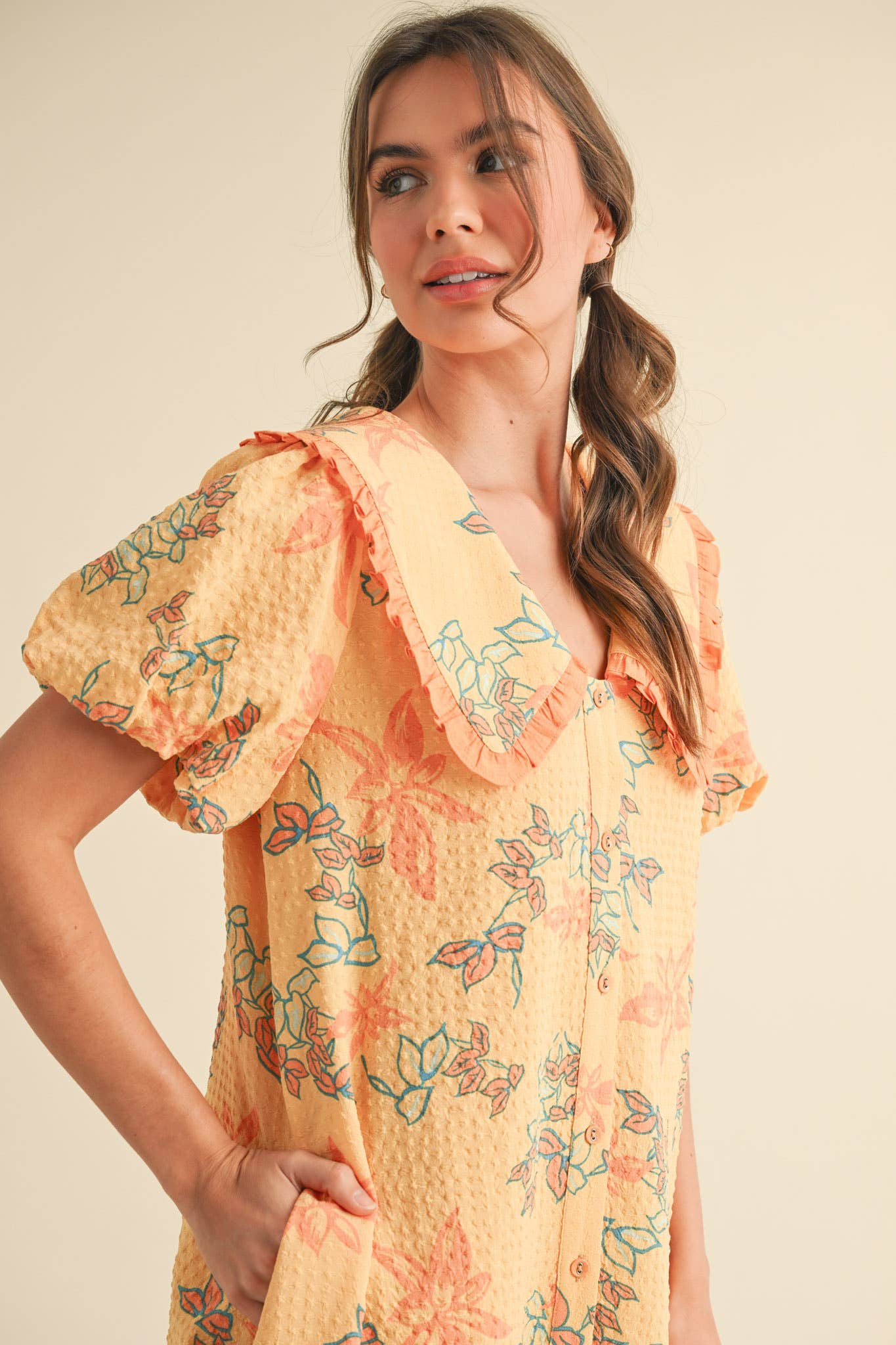 &MERCI - Wholesale Dress - Women's - DOLL COLLAR BUTTON DOWN FLORAL MINI DRESS MDR387915