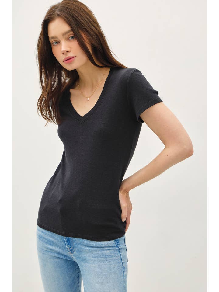 Be Cool - Wholesale T-Shirt - Women's - CLASSIC V-NECK SHORT SLEEVE SLIM T-SHIRT2