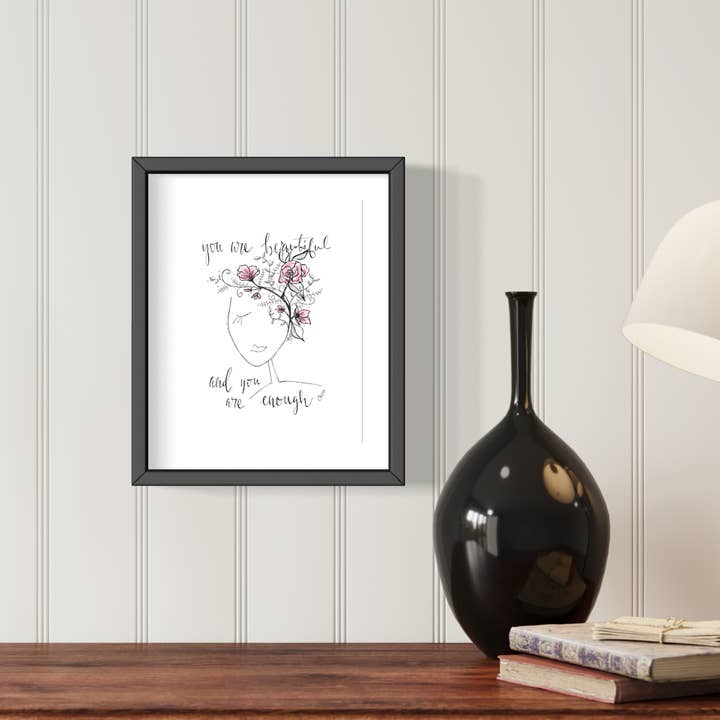 Imprimer | Tu es belle | Minimalist Girl pour la vente par In Anya’s Studio