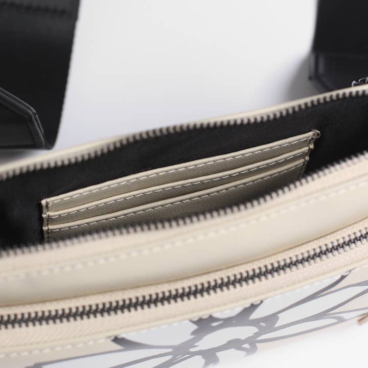 Golla - Wholesale Crossbody Bag - Women's - Semi - Beige Flower1