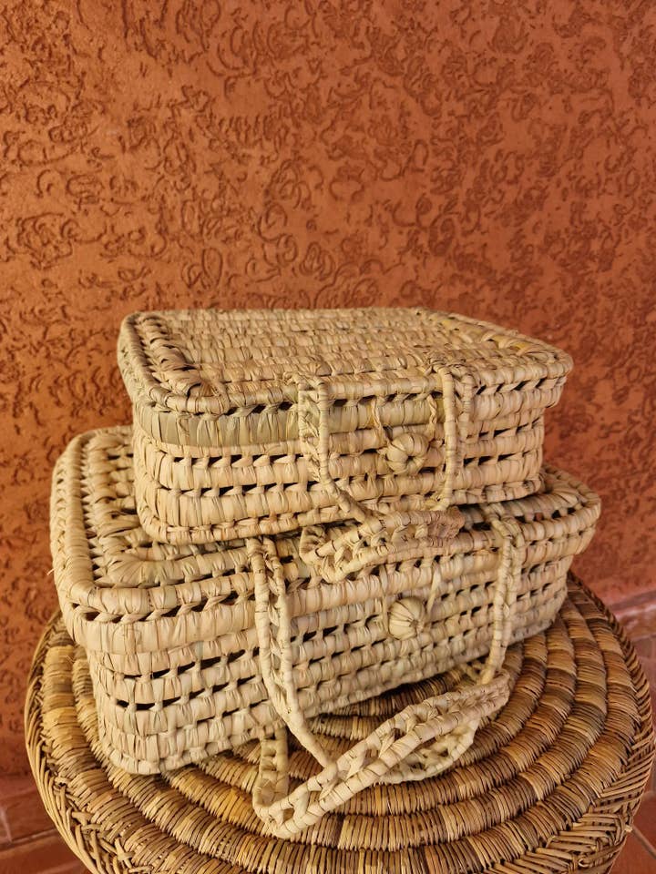 Handmade Palm Leaf Children’s Suitcase for wholesale by martitec