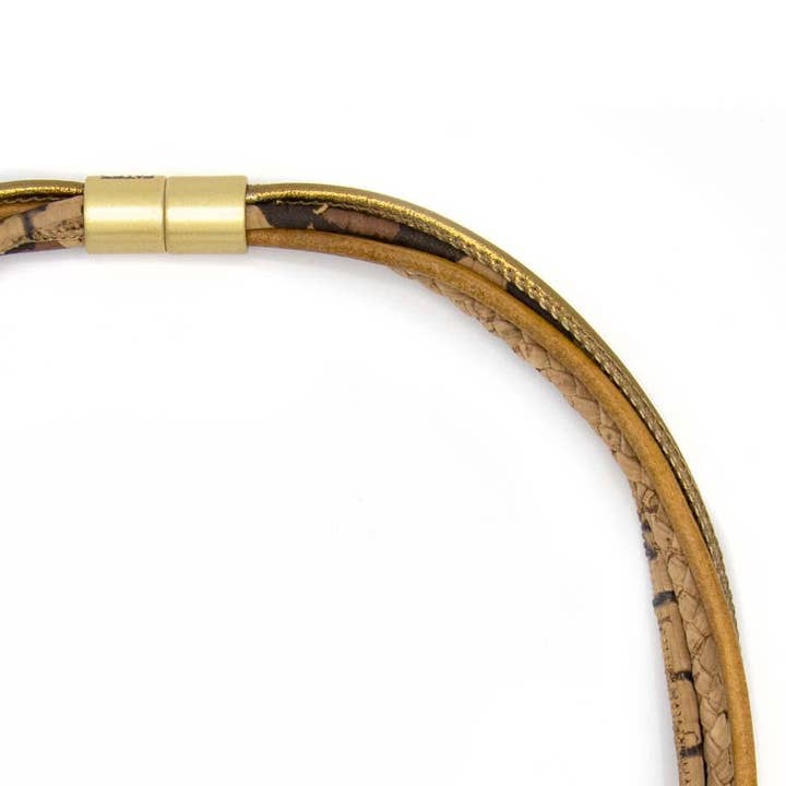 Collar multilínea de corcho y piel - Natural para venta al por mayor de FATES, style with a story