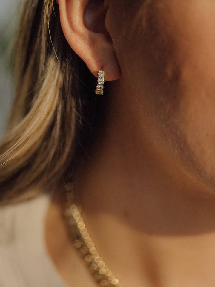 Aros Wren para venta al por mayor de Lavender and Grace Jewelry