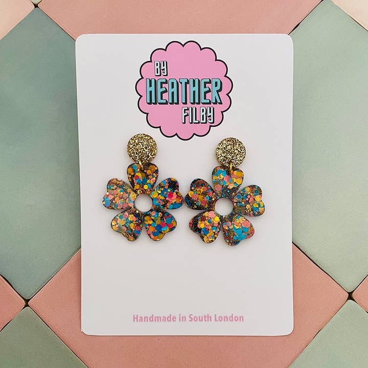 Chunky Petal Flower øreringe (FLERE FARVER) for engroshandel hos By Heather Filby