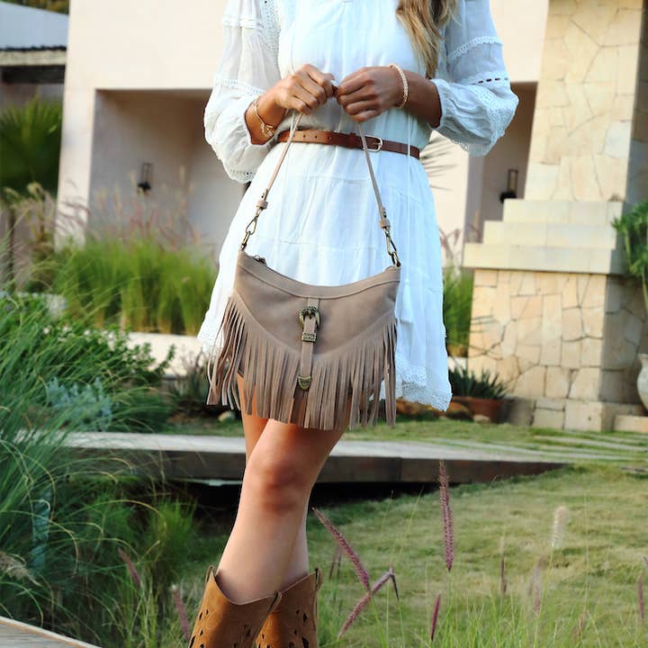 Franje schoudertas met rits voor wholesale door INES DELAURE