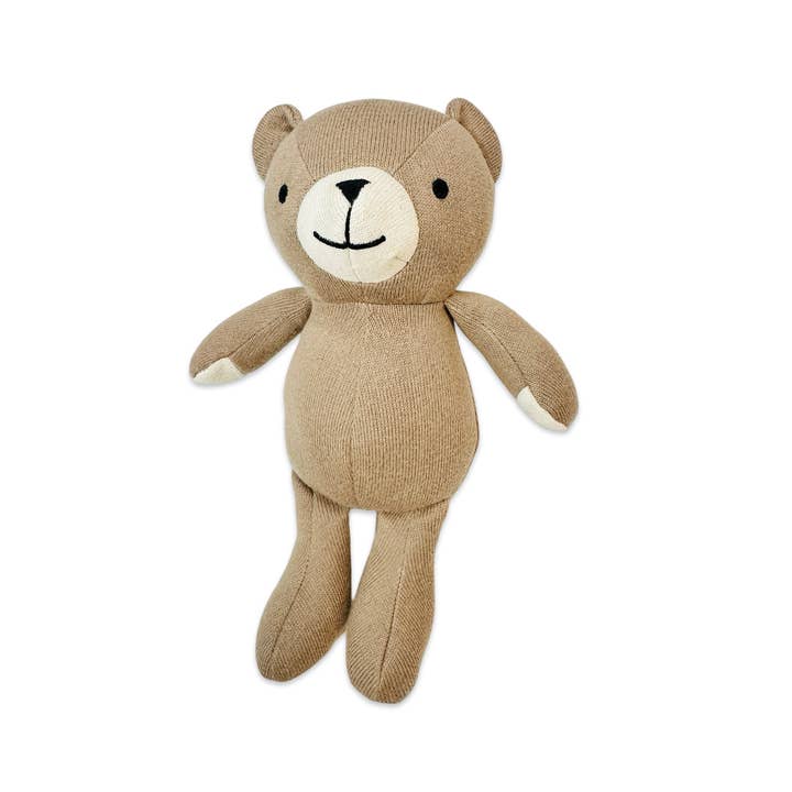 Bruin bruin Peanut Lil Bear Knuffelknuffel met knuffeldier (biologisch) voor groothandel op Faire3