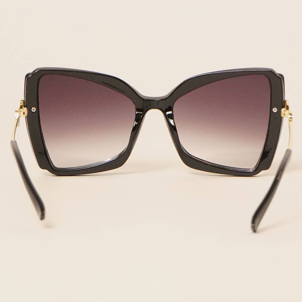 12 COLORES SURTIDOS Gafas graduadas minimalistas de medio trozo de gran tamaño de venta al por mayor en Faire9