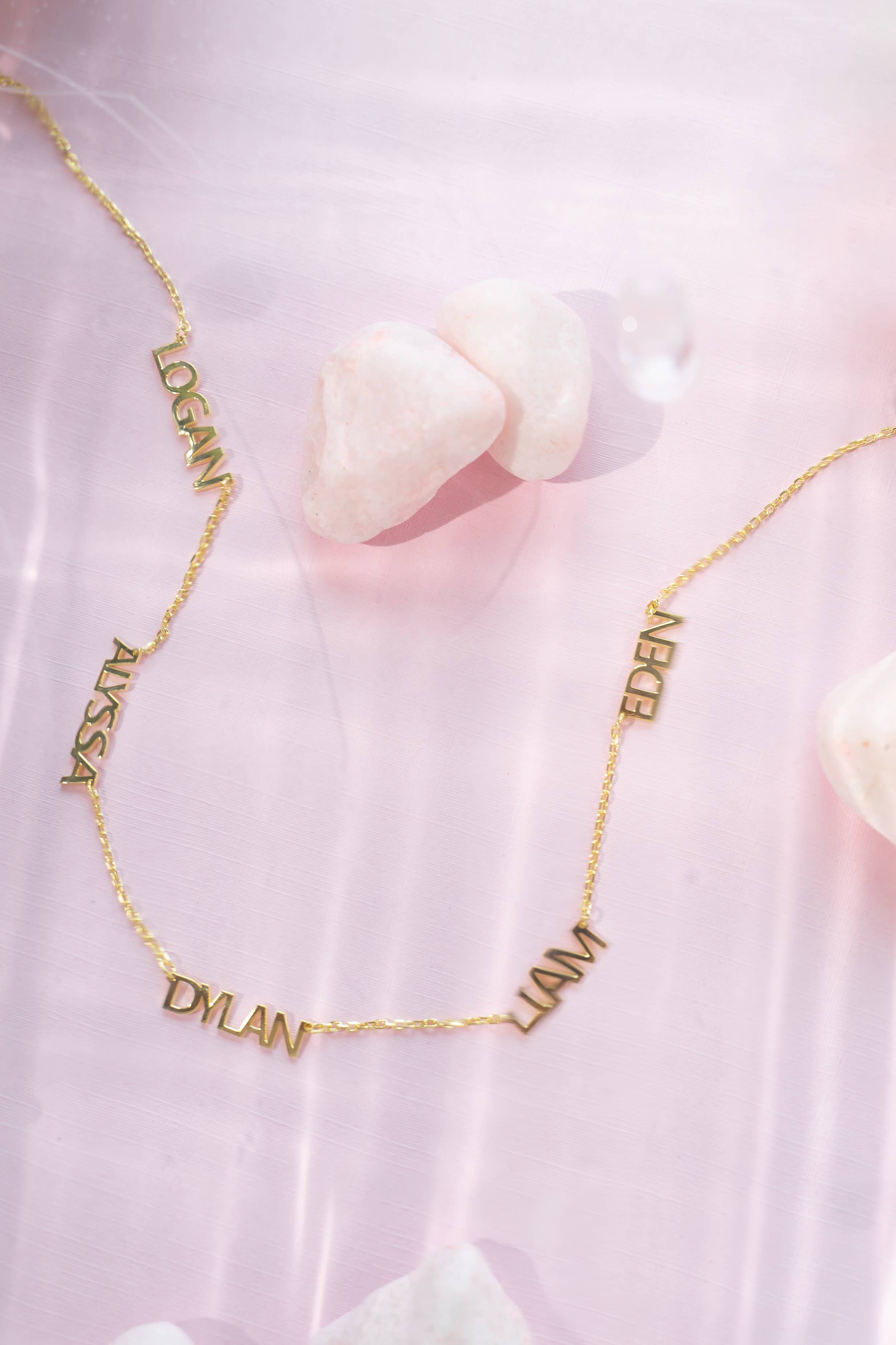 The Sis Kiss – wholesale Pendant/charm necklace – Custom Cherish Multiple Name Necklace (Water Resistant)2