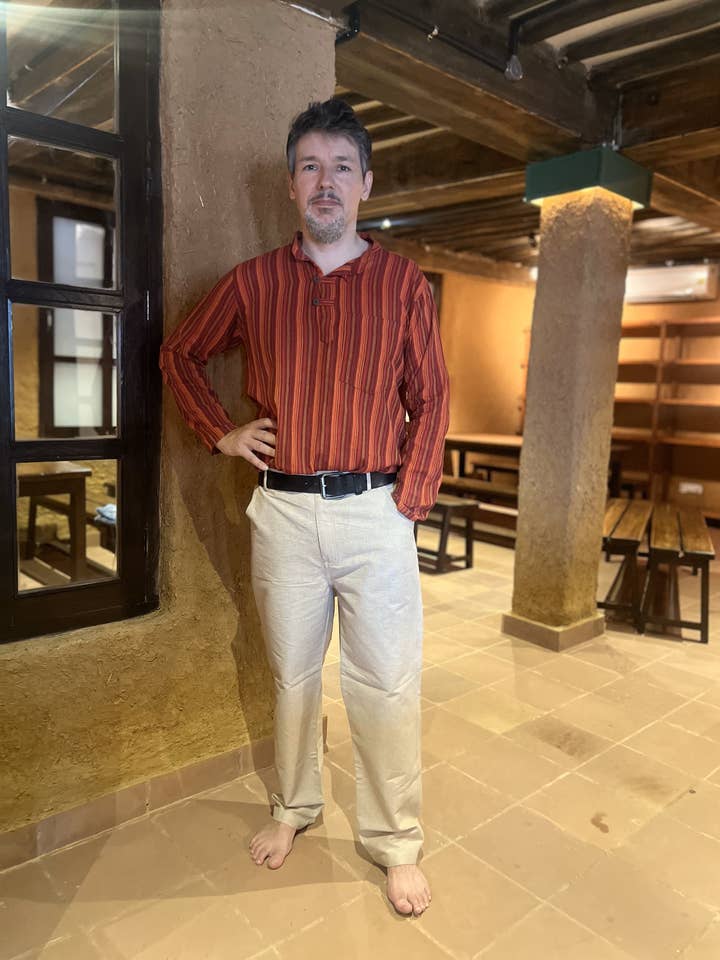 Pantaloni con cerniera in canapa con passanti per cintura, tasche frontali profonde per la vendita all'ingrosso da parte di A Tender Rose