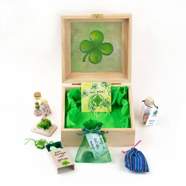 Gift package happiness for wholesale by Sidedish Cards