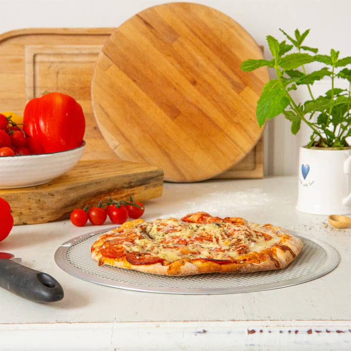 Rinkit Ltd - Wholesale Pizza Board - 12" Aluminium Pizza Screen - By Argon Tableware3