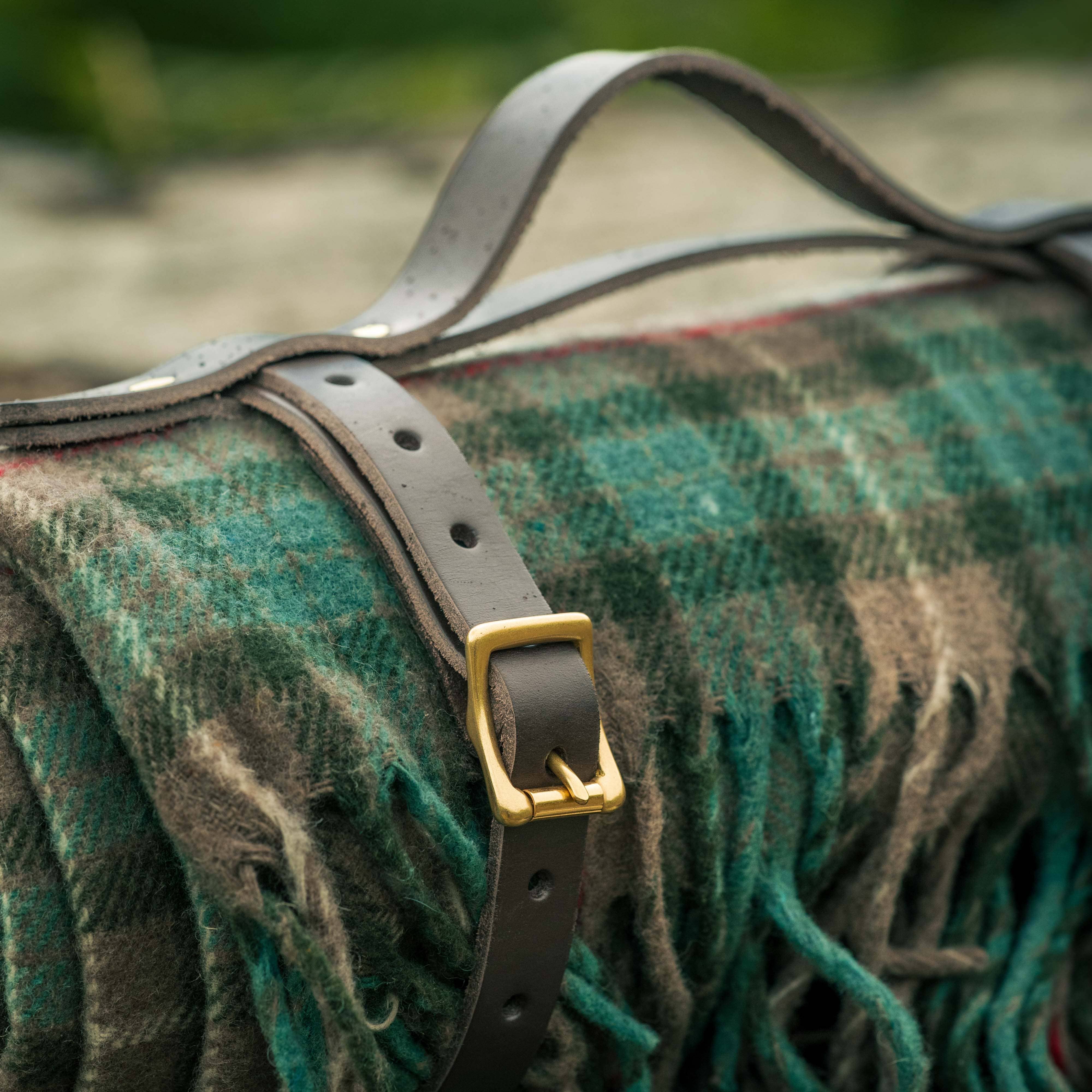 Journeyman Handcraft - Wholesale Throw blanket - Wool Tartan Blanket6