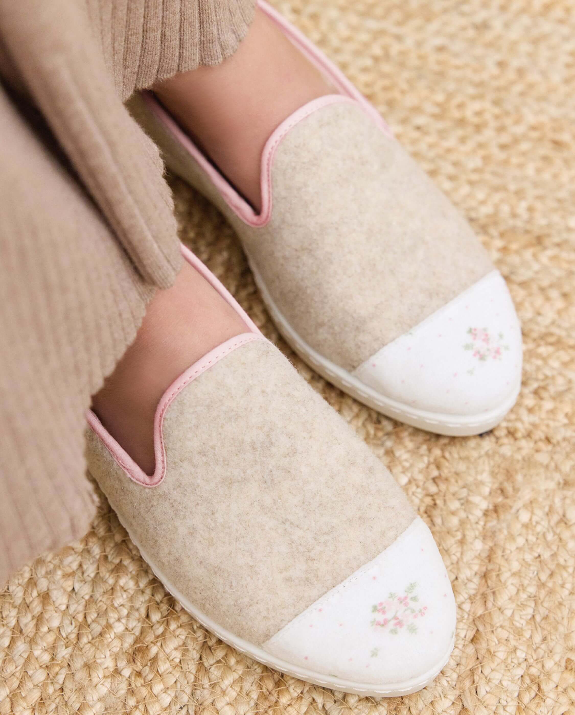 Angarde - Wholesale Slippers - Women's - Women's slipper collab' x Tartine et Chocolat3