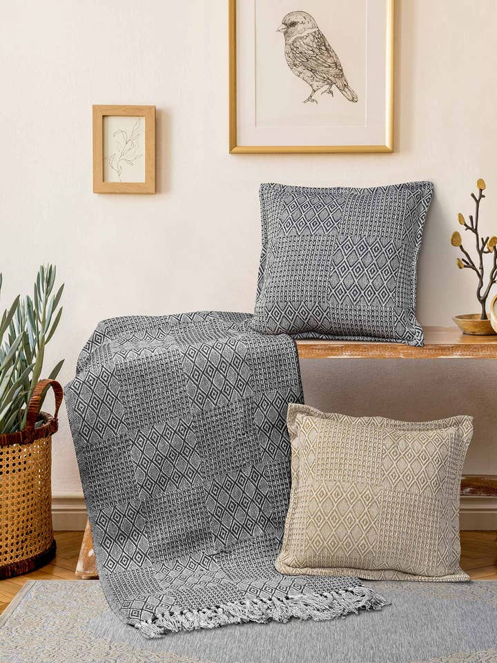 Sofaplaid Bikube Mørkeblå for engroshandel hos MADI